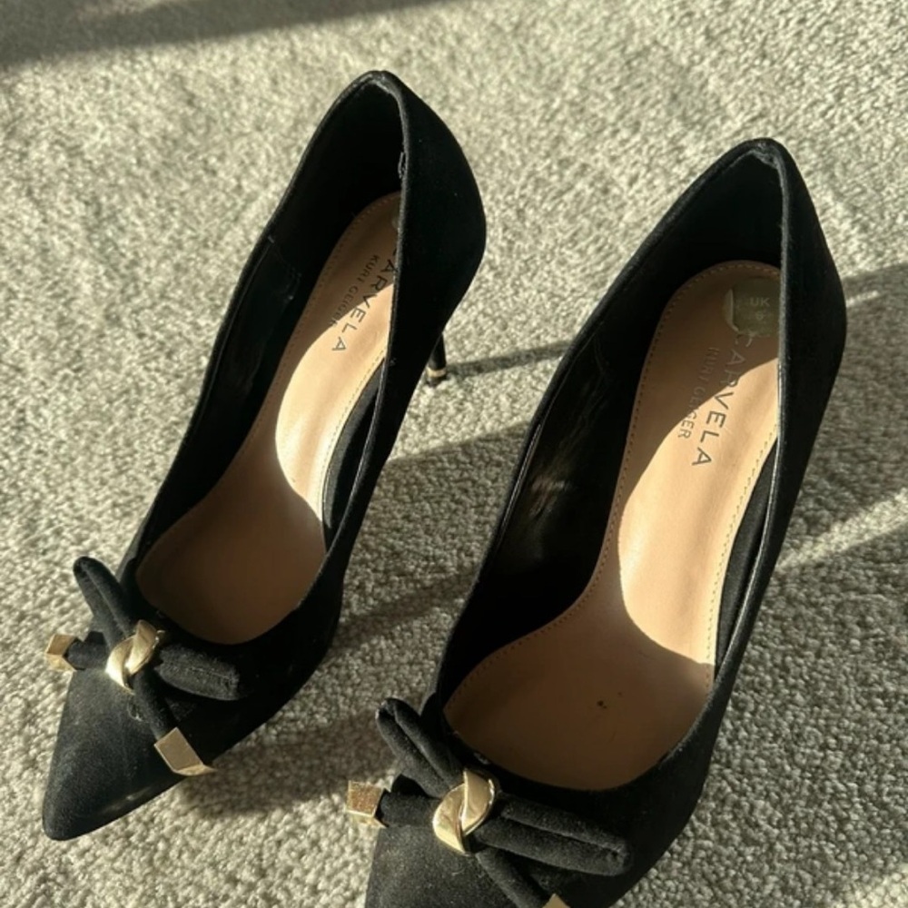 Kurt Geiger Black Heels with Gold Accents